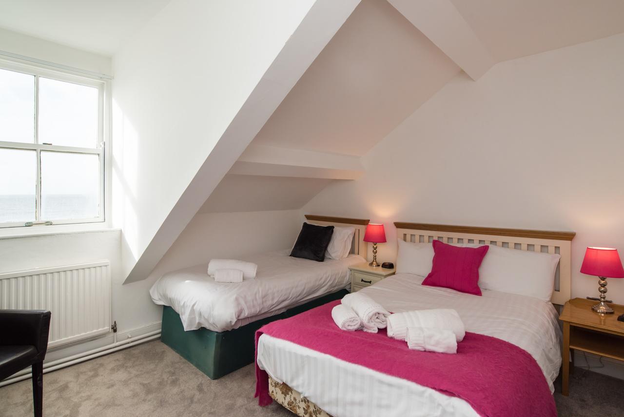 Aparthotel No 46 Marine Terrace Aberystwyth Pokój zdjęcie